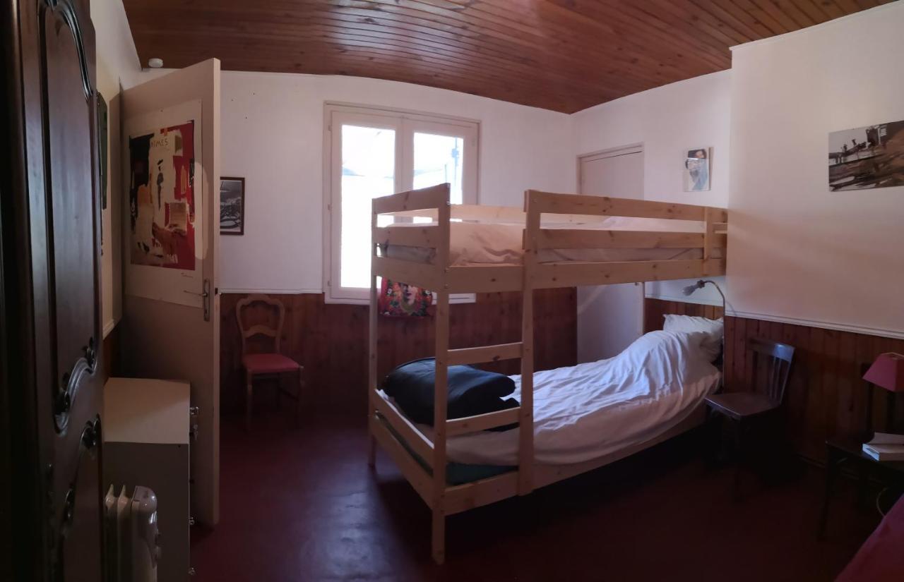 Le Gite Du Loir A Velo, Gite D'Etape, Backpacker Marçon Екстериор снимка